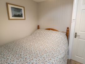 4 Arthur Terrace - North Wales - 1044982 - thumbnail photo 14