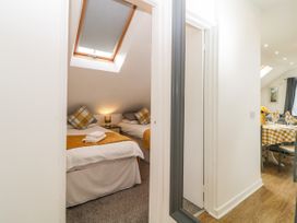 Monterey Mews - Devon - 1044984 - thumbnail photo 14