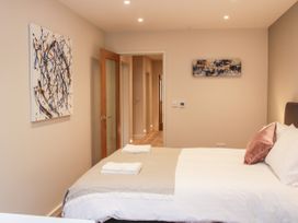 Round House - Shropshire - 1045047 - thumbnail photo 24