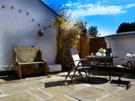 Courtyard Cottage - North Yorkshire (incl. Whitby) - 1045780 - thumbnail photo 18