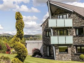 The Penthouse at Carus Green Golf Club - Lake District - 1046004 - thumbnail photo 1