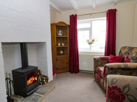 Beech Cottage - North Yorkshire (incl. Whitby) - 1046015 - thumbnail photo 4