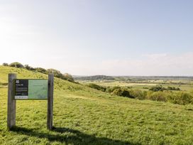 Tree of Life House, Number 27 Bere Lane - Somerset & Wiltshire - 1046697 - thumbnail photo 45