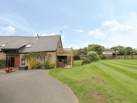 Pentre Barn - South Wales - 1048686 - thumbnail photo 1