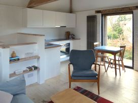 High Cogges Farm Holiday Cottages – The Granary - Cotswolds - 1049150 - thumbnail photo 6