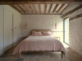 High Cogges Farm Holiday Cottages – The Granary - Cotswolds - 1049150 - thumbnail photo 10