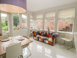 Ash Villa - Peak District - 1049981 - thumbnail photo 12