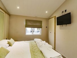 3 bedroom Lodge at Pevensey Bay - Kent & Sussex - 1050157 - thumbnail photo 11