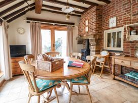 Mill Farm - The Farmhouse - Peak District - 1050267 - thumbnail photo 15