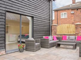 Black Lion Barn Retreat - Shropshire - 1050338 - thumbnail photo 35