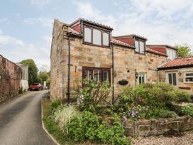 Barn Cottage - North Yorkshire (incl. Whitby) - 1050446 - thumbnail photo 30