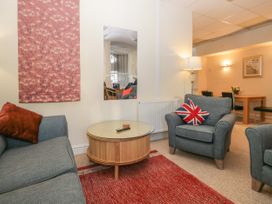 Palace Apartment Main Street - Lake District - 1050461 - thumbnail photo 3