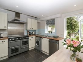 Kingeswic Cottage - Dorset - 1050977 - thumbnail photo 8