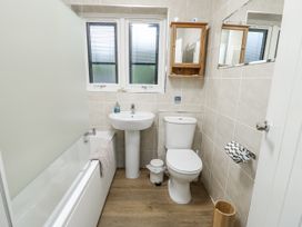 Daisy Cottage - Anglesey - 1051170 - thumbnail photo 22