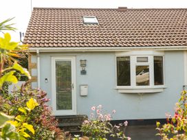 Tilly’s Cottage - Somerset & Wiltshire - 1051449 - thumbnail photo 1
