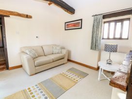 Waterloo Place Cottage - Norfolk - 1052257 - thumbnail photo 3