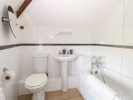 Waterloo Place Cottage - Norfolk - 1052257 - thumbnail photo 15