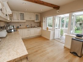 Goodalls - Isle of Wight & Hampshire - 1052289 - thumbnail photo 15
