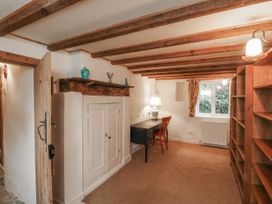 Goodalls - Isle of Wight & Hampshire - 1052289 - thumbnail photo 18