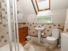 Goodalls - Isle of Wight & Hampshire - 1052289 - thumbnail photo 27