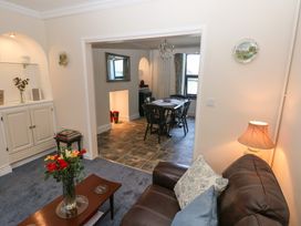 Ty Coch y Castell - South Wales - 1052492 - thumbnail photo 7