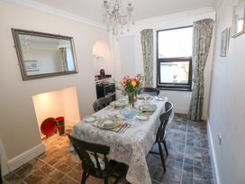 Ty Coch y Castell - South Wales - 1052492 - thumbnail photo 8