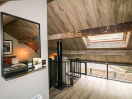 The Cosy - Peak District - 1052516 - thumbnail photo 13