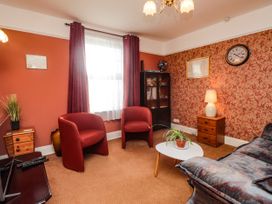 Old Post Office - Kent & Sussex - 1052575 - thumbnail photo 17