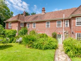 Woodlands By The Sea Cottage - Kent & Sussex - 1052742 - thumbnail photo 1