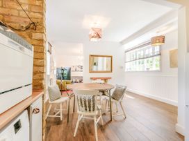 Woodlands By The Sea Cottage - Kent & Sussex - 1052742 - thumbnail photo 10