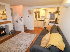 Kings Cottage - Peak District - 1053688 - thumbnail photo 5