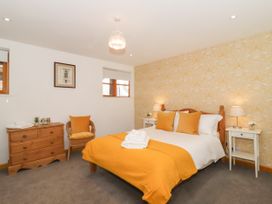 BB House - Central England - 1053798 - thumbnail photo 11