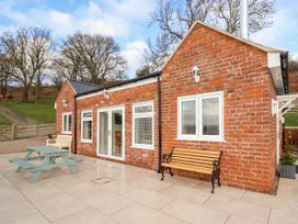 Border View Lodge - Shropshire - 1053933 - thumbnail photo 1