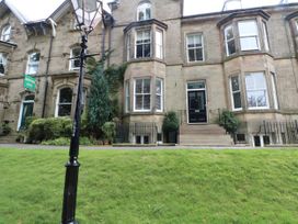 2B Cavendish Villas - Peak District - 1054111 - thumbnail photo 1