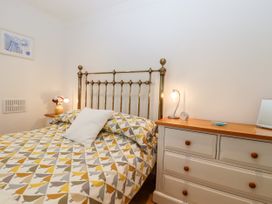 Lower Deck - Kent & Sussex - 1054152 - thumbnail photo 17