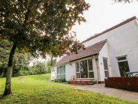 Beau's Bungalow - Cornwall - 1055918 - thumbnail photo 1