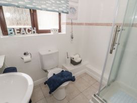 40 Lloyd Street West - North Wales - 1055919 - thumbnail photo 11