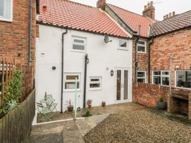 Barnaby Cottage - North Yorkshire (incl. Whitby) - 1056106 - thumbnail photo 23