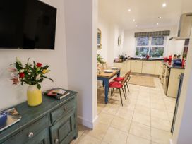 The Hideaway - Cotswolds - 1056204 - thumbnail photo 9