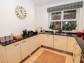 The Hideaway - Cotswolds - 1056204 - thumbnail photo 13