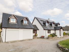 Burnside - Scottish Highlands - 1056659 - thumbnail photo 2