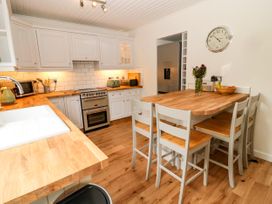 Curlew Cottage, 2 Fenkle Street - Northumberland - 1056704 - thumbnail photo 8