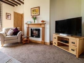 Hillcrest - Lincolnshire - 1057269 - thumbnail photo 3