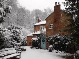 Sunny Cottage - Lincolnshire - 1058129 - thumbnail photo 1