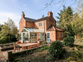 Sunny Cottage - Lincolnshire - 1058129 - thumbnail photo 32