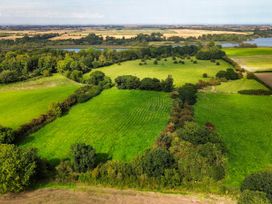 Flittermouse Barn - North Yorkshire (incl. Whitby) - 1058721 - thumbnail photo 21