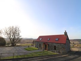 Kestrel Cottage - Scottish Highlands - 1058849 - thumbnail photo 1