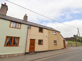 Rhos Street Retreat - North Wales - 1059306 - thumbnail photo 3