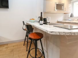 Rhos Street Retreat - North Wales - 1059306 - thumbnail photo 7