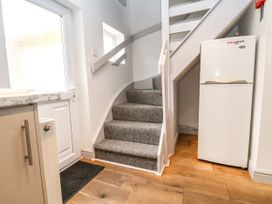 Rhos Street Retreat - North Wales - 1059306 - thumbnail photo 12